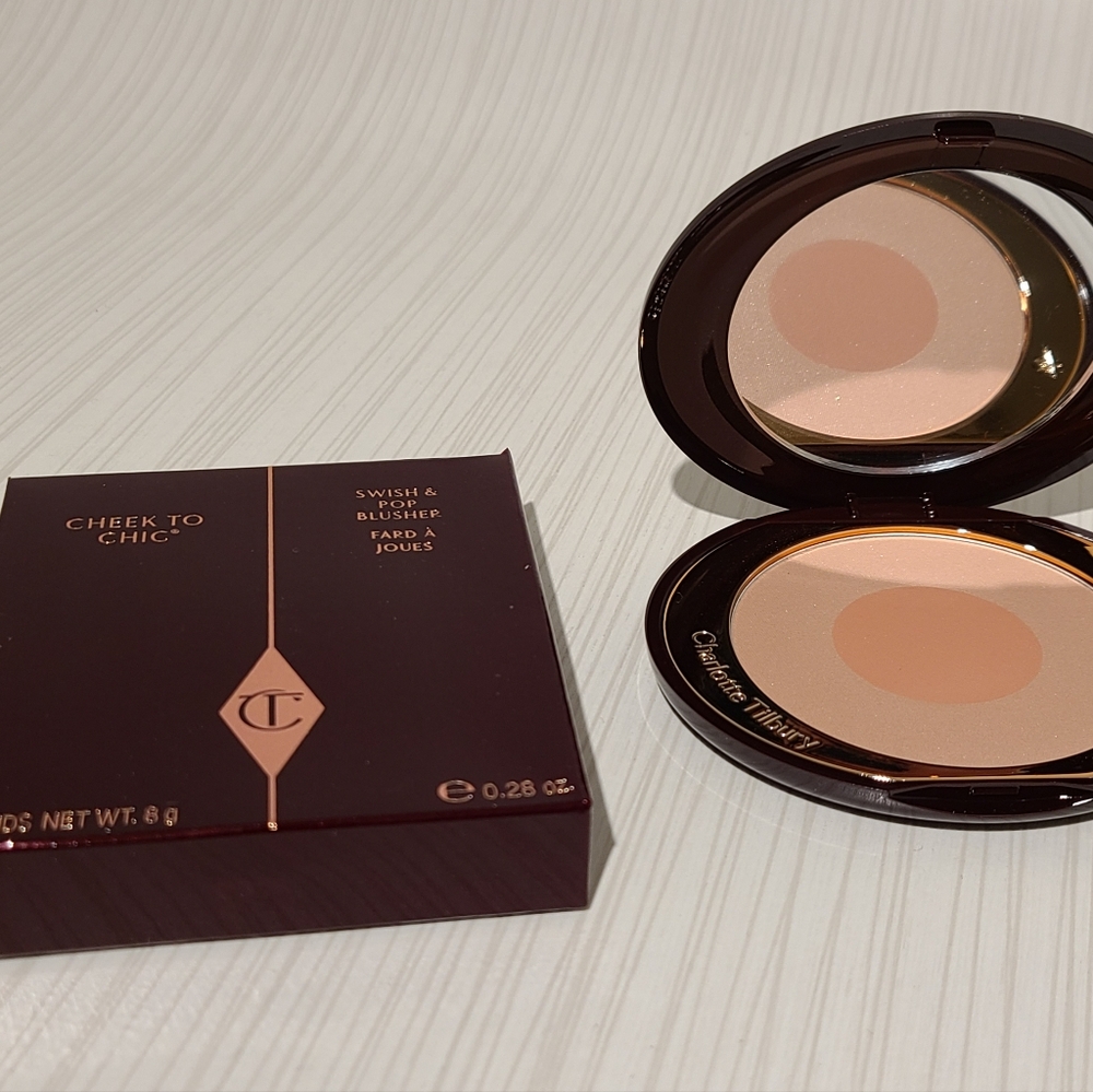 First Love Cheek to Chic Blush Charlotte Tilbury First Love